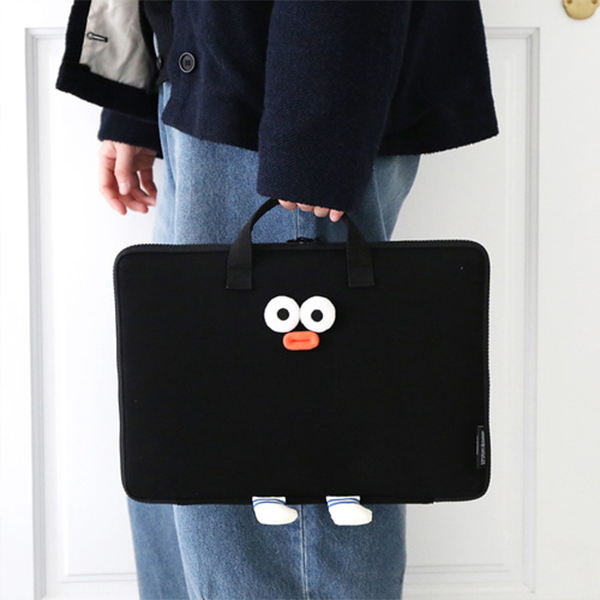 Brunch Brother 13/15吋筆電包-橫式小毛球,安全防護,U51700001,BrunchBrother13/15吋筆電包-橫式小毛球,多層內袋,安全保護