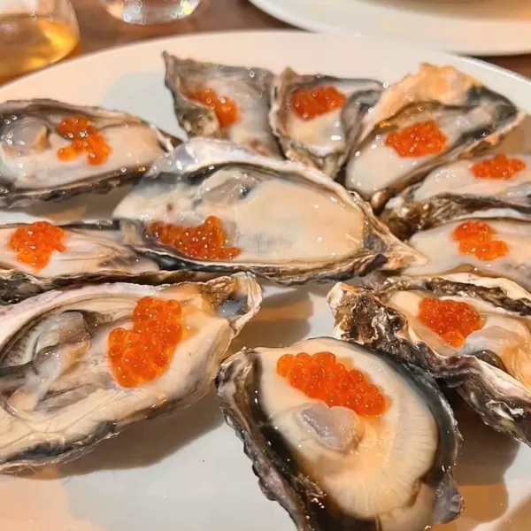 日本生蠔,活體急凍,生食級檢驗,肉質飽滿,無腥味,奶香濃郁