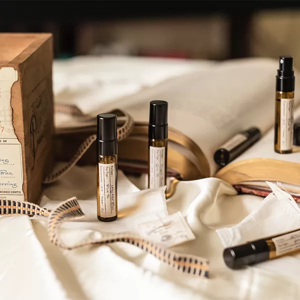 SenteurLab純茗流光系列茗品探索禮盒5ml*6,U52670004,SenteurLab純茗流光系列茗品探索禮盒5ml*6,低溫萃取,細膩優雅,沉穩內斂