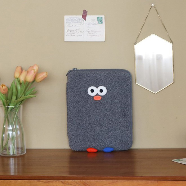 Brunch Brother 11吋平板包-毛絨小毛球,多層內袋、安全保護,U51680005,BrunchBrother11吋平板包-毛絨小毛球,多層內袋,安全保護