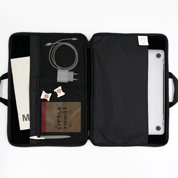 Brunch Brother 13/15吋筆電包-橫式小毛球,安全防護,U51700001,BrunchBrother13/15吋筆電包-橫式小毛球,多層內袋,安全保護