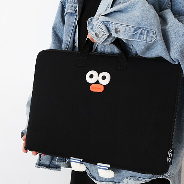 Brunch Brother 13/15吋筆電包-橫式小毛球,安全防護,U51700001,BrunchBrother13/15吋筆電包-橫式小毛球,多層內袋,安全保護