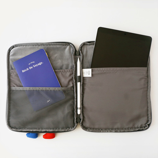 Brunch Brother 11吋平板包-毛絨小毛球,多層內袋、安全保護,U51680005,BrunchBrother11吋平板包-毛絨小毛球,多層內袋,安全保護