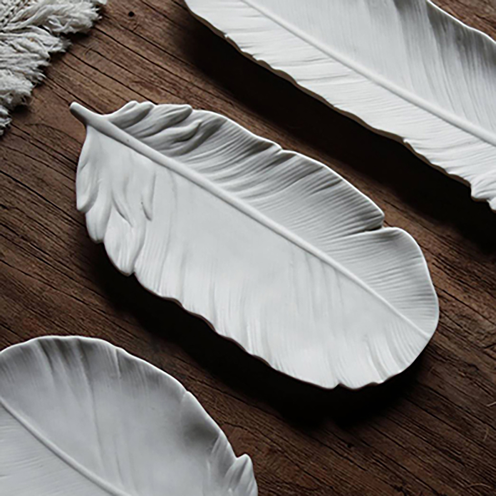 白色立體葉片陶瓷碟盤-3件組