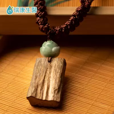 綠奇楠沉香飾品 Agarwood Necklace