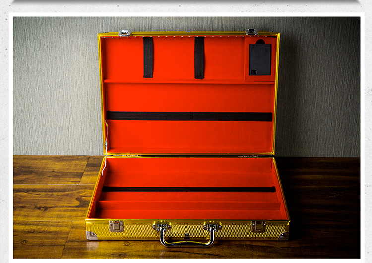 「Lubinski 台灣官方總代理」 鋁合金便攜雪茄展示銷售盒|Capadura|,雪茄課程,雪茄館,cigar,Capadura,非古雪茄