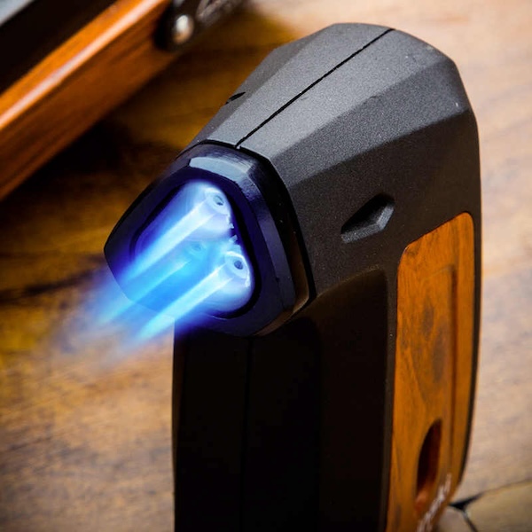 「Lubinski 台灣官方總代理」LUBINSKI 時尚直衝聚火藍焰雪茄打火機｜Capadura｜,雪茄課程,雪茄館,cigar,Capadura,非古雪茄