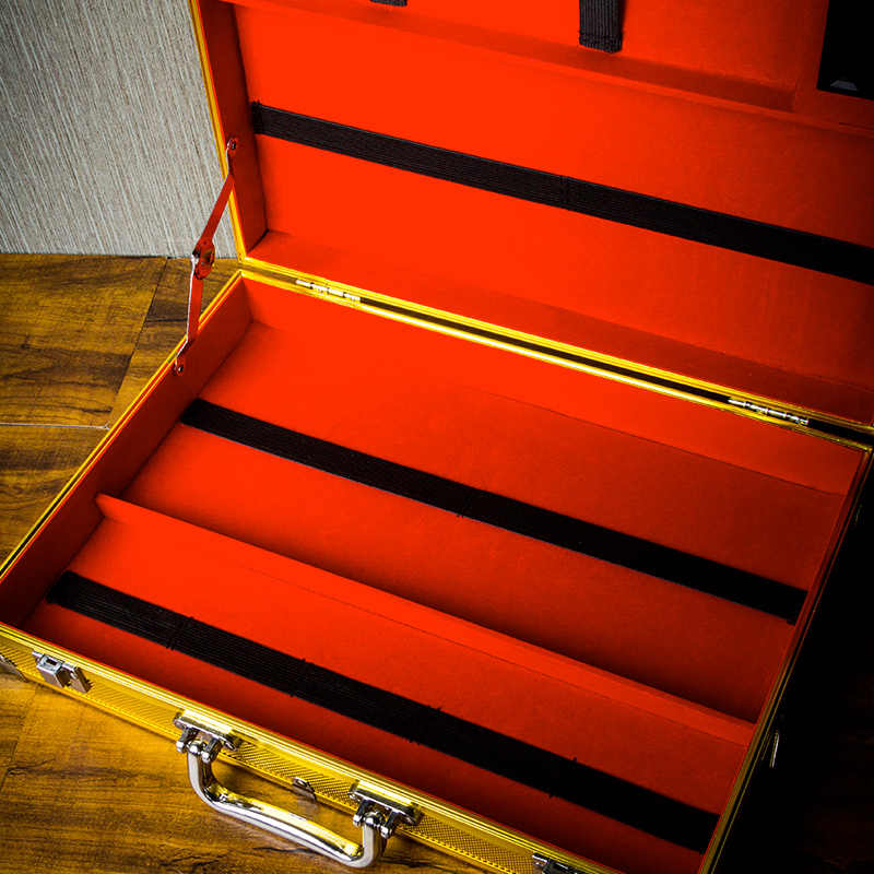 「Lubinski 台灣官方總代理」 鋁合金便攜雪茄展示銷售盒｜Capadura｜,雪茄課程,雪茄館,cigar,Capadura,非古雪茄