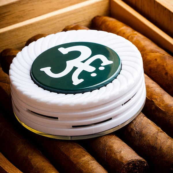 「Lubinski 台灣官方總代理」泰因諾人 雪茄房櫃保濕盒用 煙雪茄蟲誘捕器｜Capadura｜,雪茄課程,雪茄館,cigar,Capadura,非古雪茄