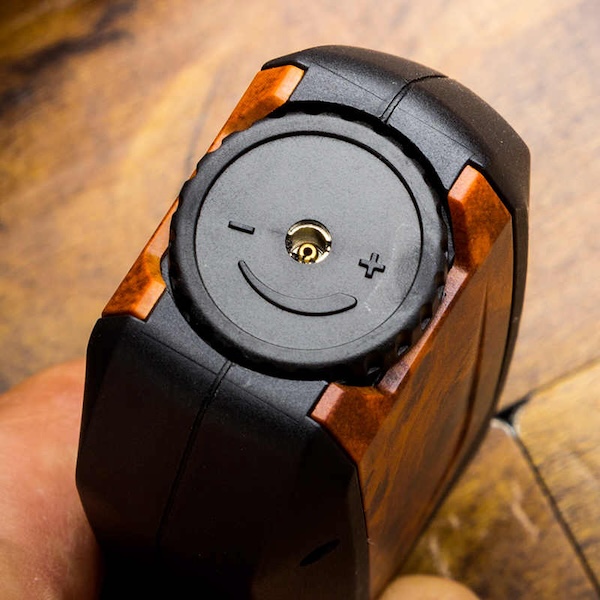 「Lubinski 台灣官方總代理」LUBINSKI 時尚直衝聚火藍焰雪茄打火機｜Capadura｜,雪茄課程,雪茄館,cigar,Capadura,非古雪茄