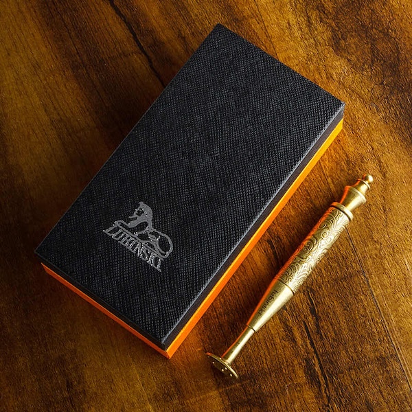 「Lubinski 台灣官方總代理」LUBINSKI 高檔純銅雕花煙鬥壓棒帶通針｜Capadura｜,雪茄課程,雪茄館,cigar,Capadura,非古雪茄