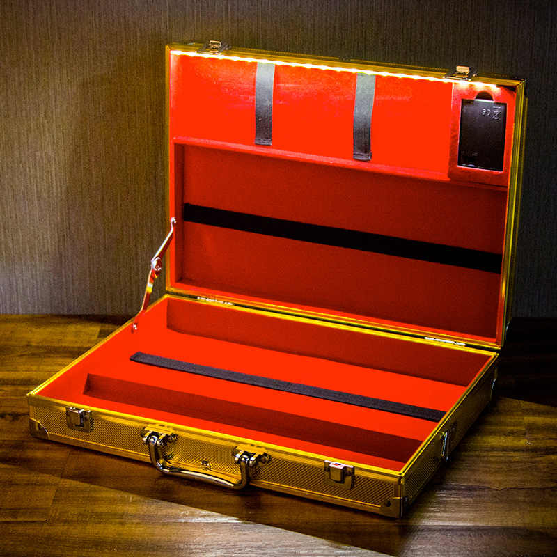 「Lubinski 台灣官方總代理」 鋁合金便攜雪茄展示銷售盒｜Capadura｜,雪茄課程,雪茄館,cigar,Capadura,非古雪茄