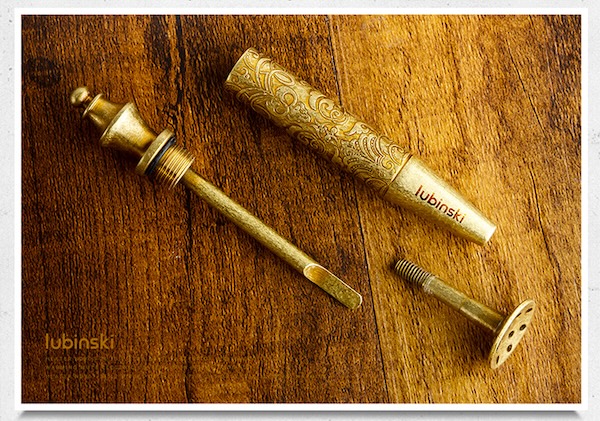 「Lubinski 台灣官方總代理」LUBINSKI 高檔純銅雕花煙鬥壓棒帶通針｜Capadura｜,雪茄課程,雪茄館,cigar,Capadura,非古雪茄