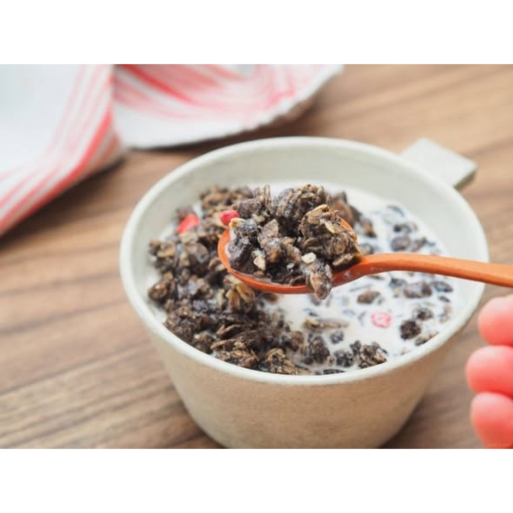 日本好市多限定-Calbee數量限定黑雷神水果穀物麥片800g,U60810002,日本好市多限定-Calbee數量限定黑雷神水果穀物麥片800g,超大包裝讓你吃到撐,所有商品,美味探險