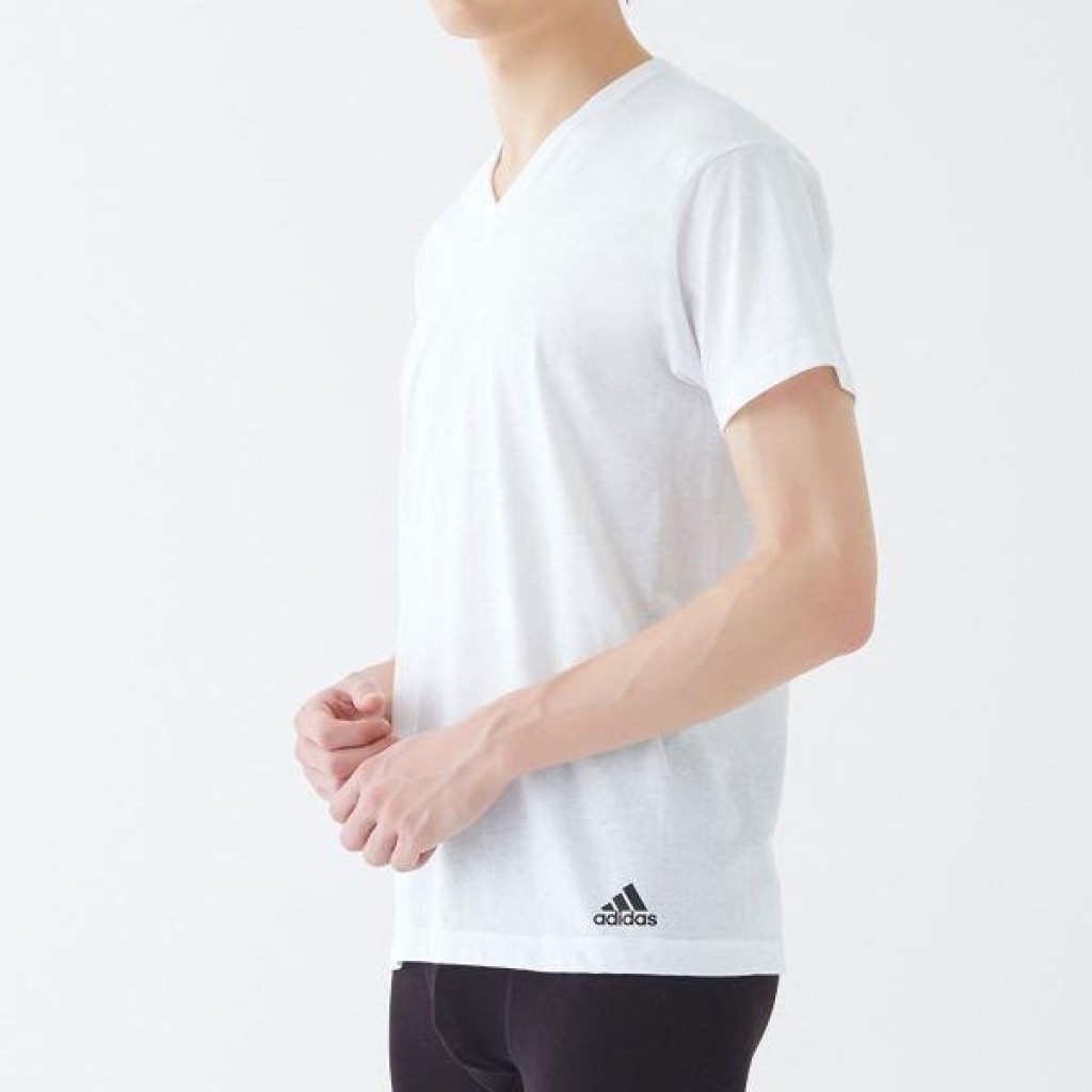 日本adidas男款吸汗速乾V領短袖T恤2件組,U60810006,日本adidas男款吸汗速乾V領短袖T恤2件組,輕盈舒適,所有商品,居家生活