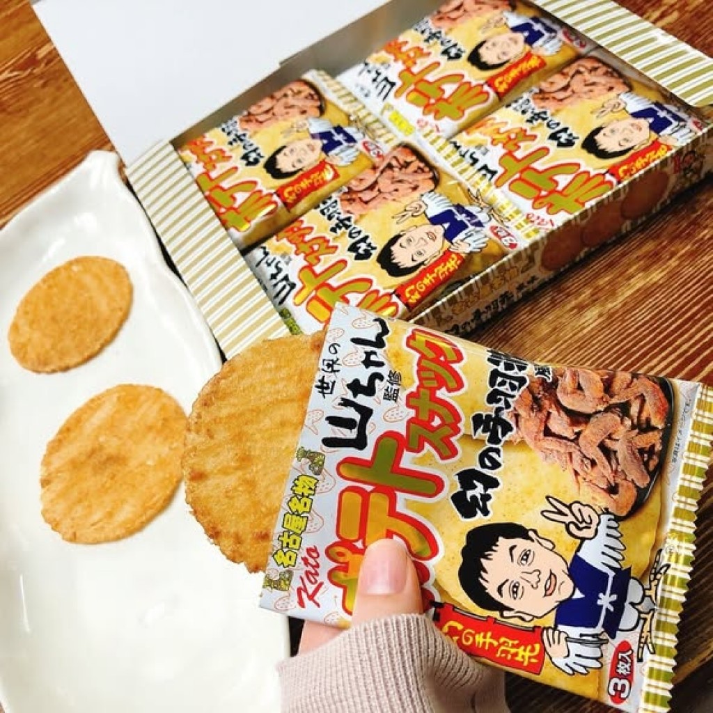 日本加藤製菓世界的山將監修招牌幻之手羽先雞翅風味馬鈴薯脆餅 3枚一袋、8袋入/盒,U62040001,日本加藤製菓世界的山將監修招牌幻之手羽先雞翅風味馬鈴薯脆餅3枚一袋、8袋入/盒,所有商品,美味探險,看劇吃不停