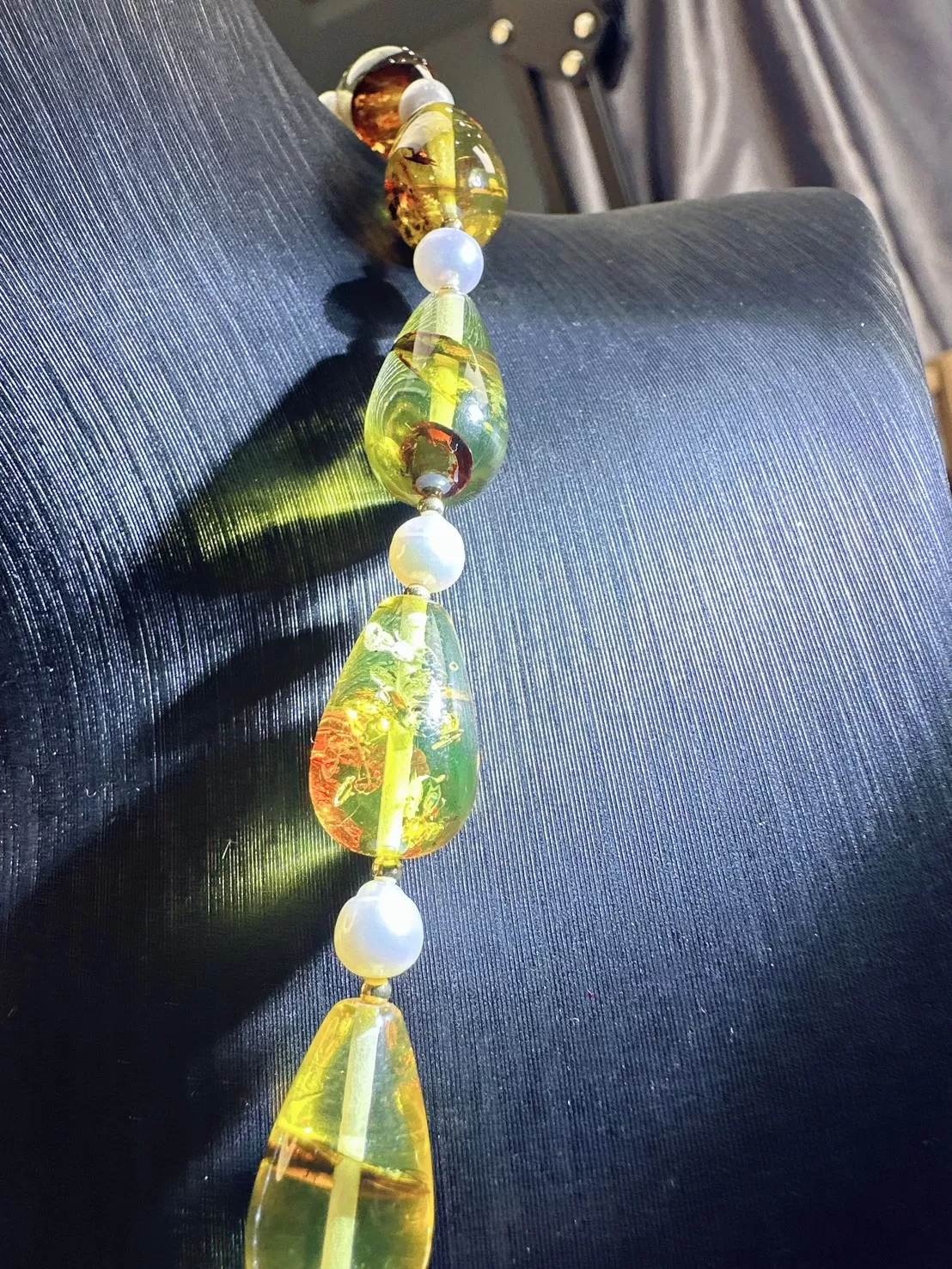 【赫本珠寶】水滴花珀大巴項鏈,QueenDom,赫本珠寶,虎眼石手鍊,茶晶手鍊,招偏財