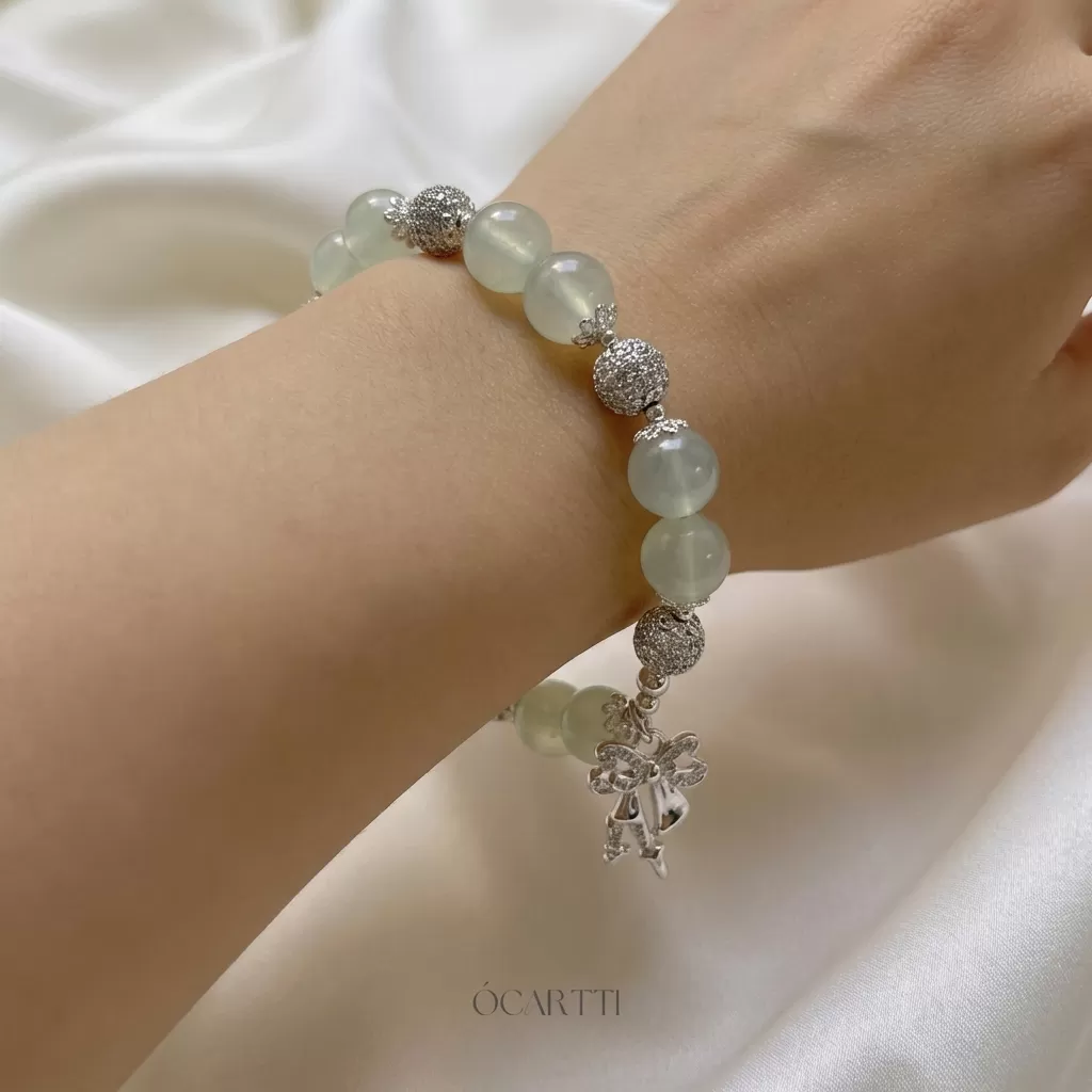 【赫本珠寶】設計款-淺瑩綠銀球款,手作手鍊,清新風格,質感珠寶,情緒穩定,療癒系穿搭