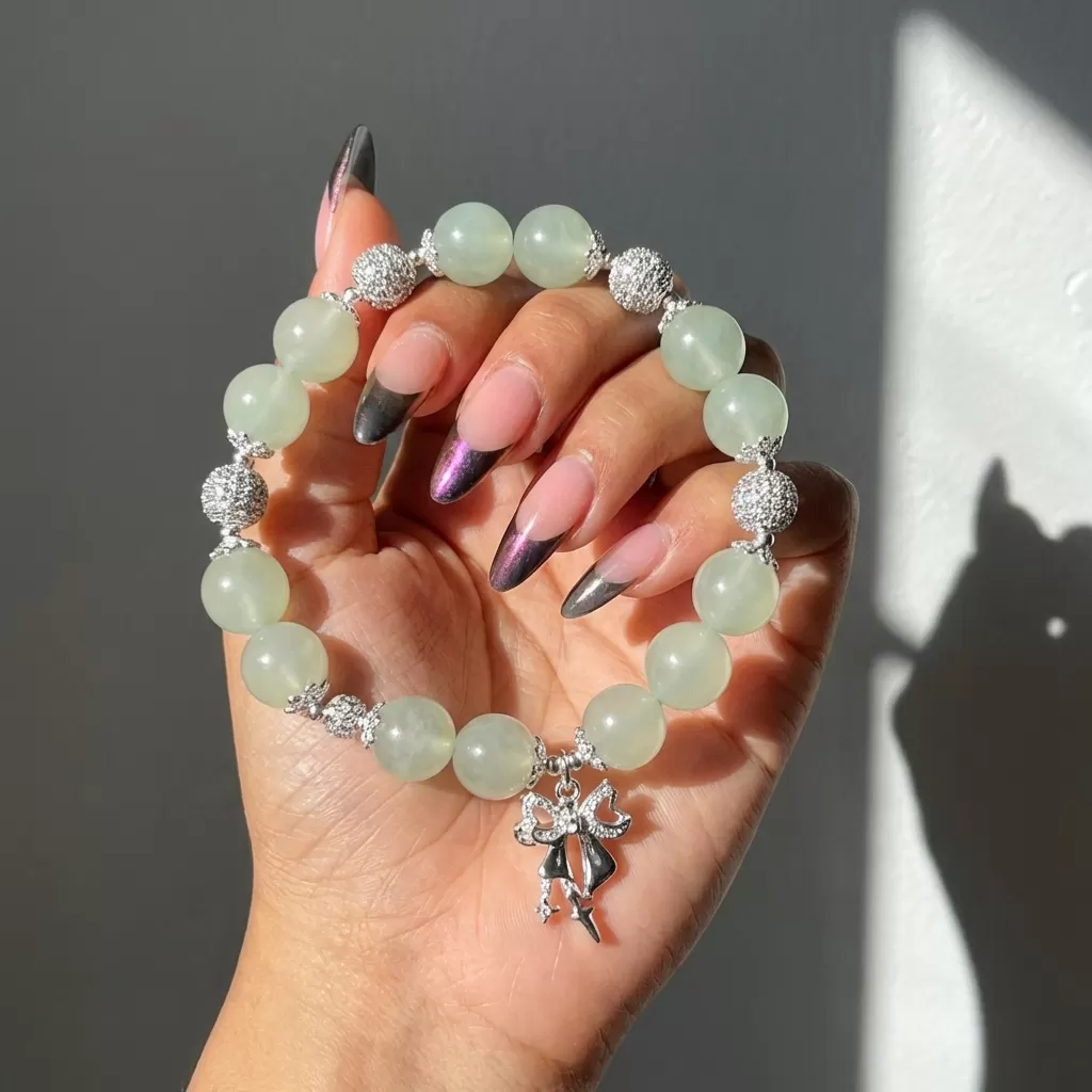 【赫本珠寶】設計款-淺瑩綠銀球款,手作手鍊,清新風格,質感珠寶,情緒穩定,療癒系穿搭