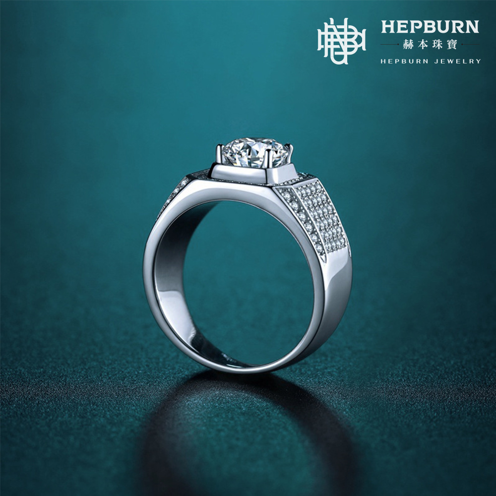 【赫本珠寶】S925霸氣總裁莫桑鑽戒指(1克拉),JACA02009,【赫本珠寶】S925霸氣總裁莫桑鑽戒指(1克拉),S925純銀8H8A,絕佳禮物首選,莫桑鑽戒指璀璨珍貴