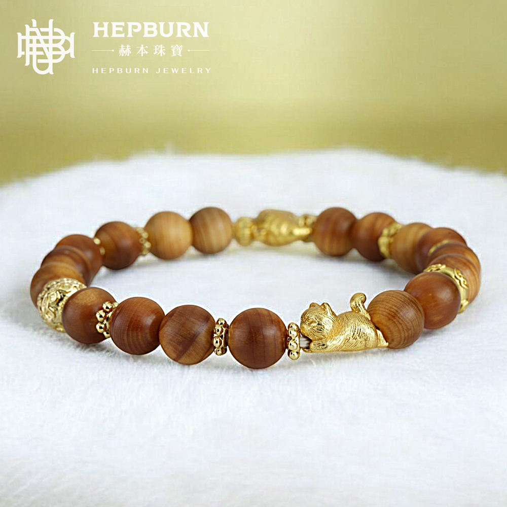 【赫本珠寶】設計款-金財貓高油崖柏檀香金牛角包手串,心靈平靜,開運手串,文化守護,天然木飾,安神飾品