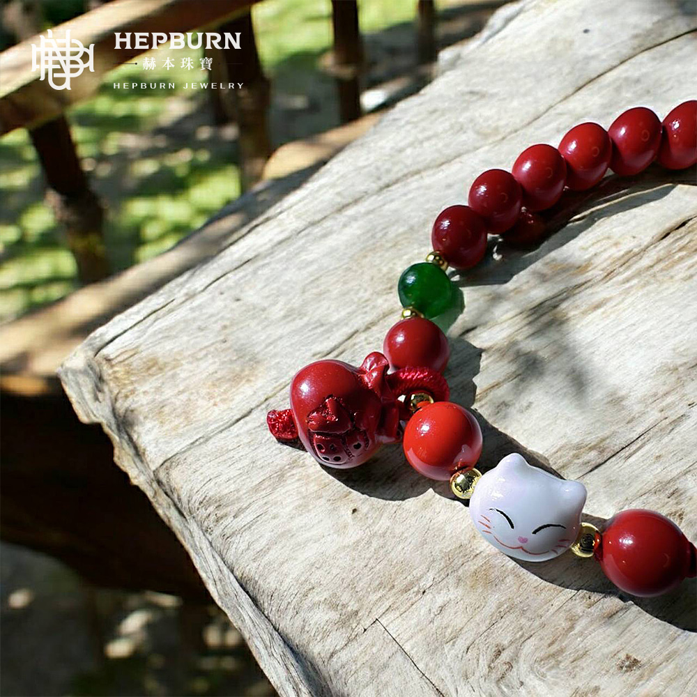 【赫本珠寶】帝王紅硃砂招財貓福袋手鍊(7mm),C014,【赫本珠寶】帝王紅硃砂招財貓福袋手鍊(7mm),帝王紅硃砂,設計感手鍊,點位約7mm