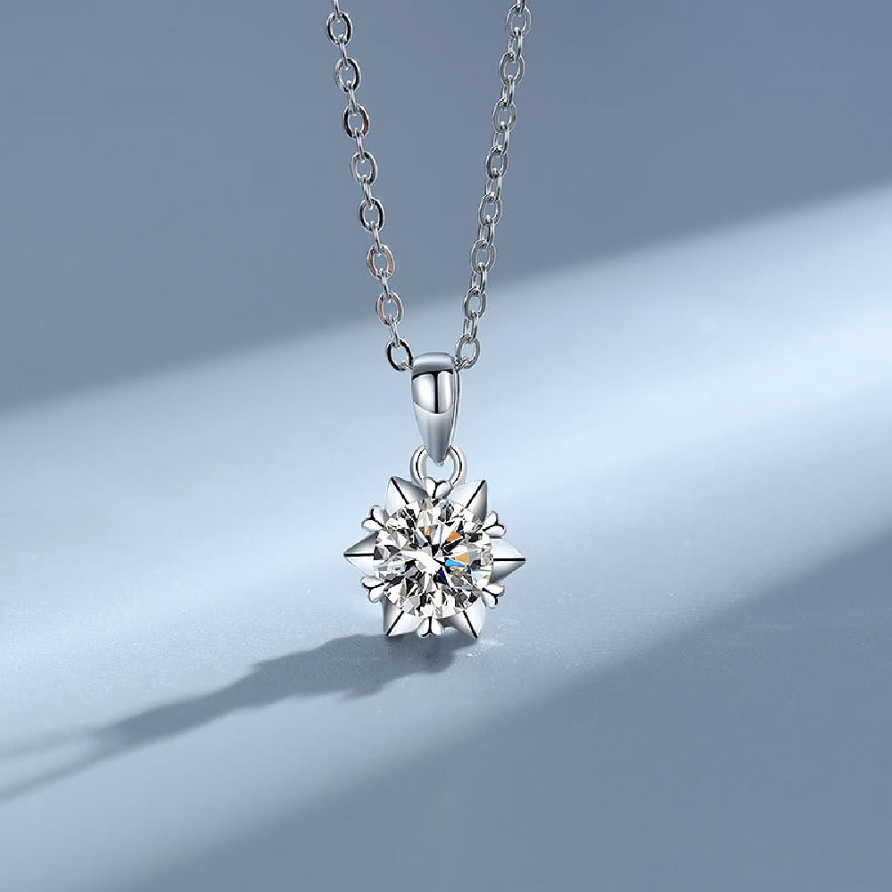 【赫本珠寶】《Lux星艷四溢》玫瑰花項鏈（925純銀 閃耀 高貴 莫桑鑽 鎖骨鏈）,D033,【赫本珠寶】《Lux星艷四溢》玫瑰花項鏈（925純銀閃耀高貴莫桑鑽鎖骨鏈）,玫瑰花項鏈,所有商品,赫本珠寶