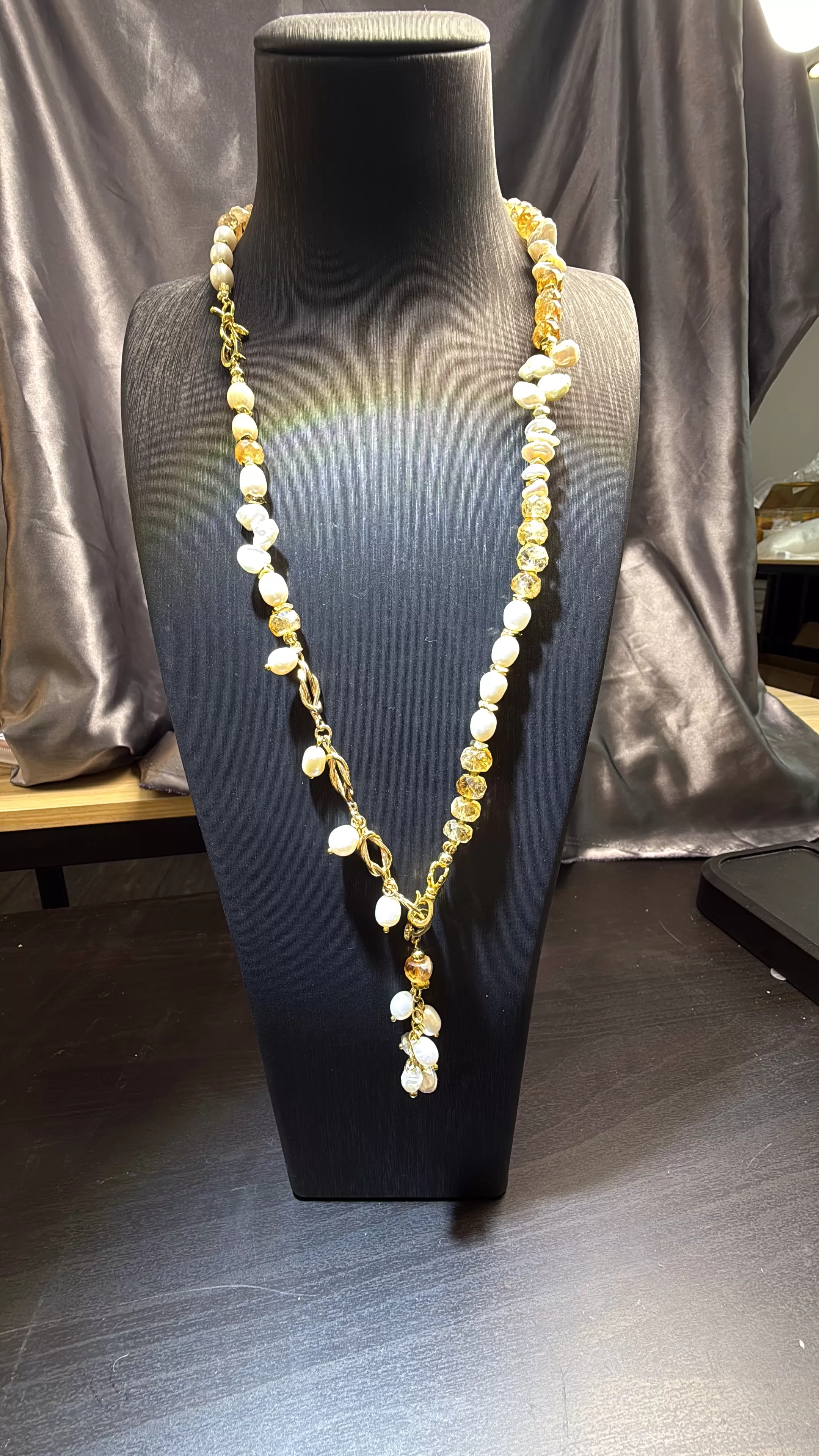 【赫本珠寶】設計款 - 淡水珍珠青金石滿天星毛衣鍊,QueenDom,赫本珠寶,珍珠毛衣鍊,青金石項鍊,滿天星設計