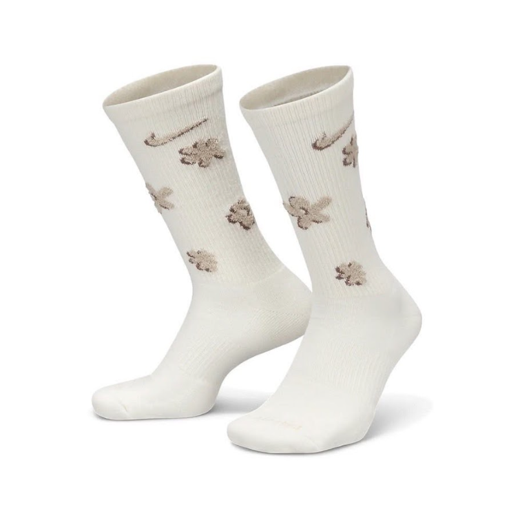 Nike絨毛花花長襪 （兩雙一入）