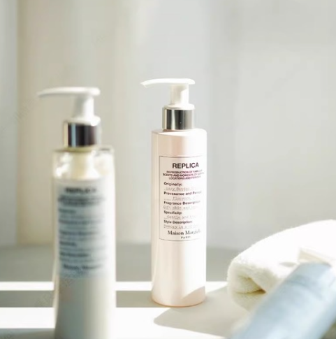 Maison Margiela REPLICA 溫暖壁爐沐浴露#溫暖壁爐 ByTheFireplace 200ml