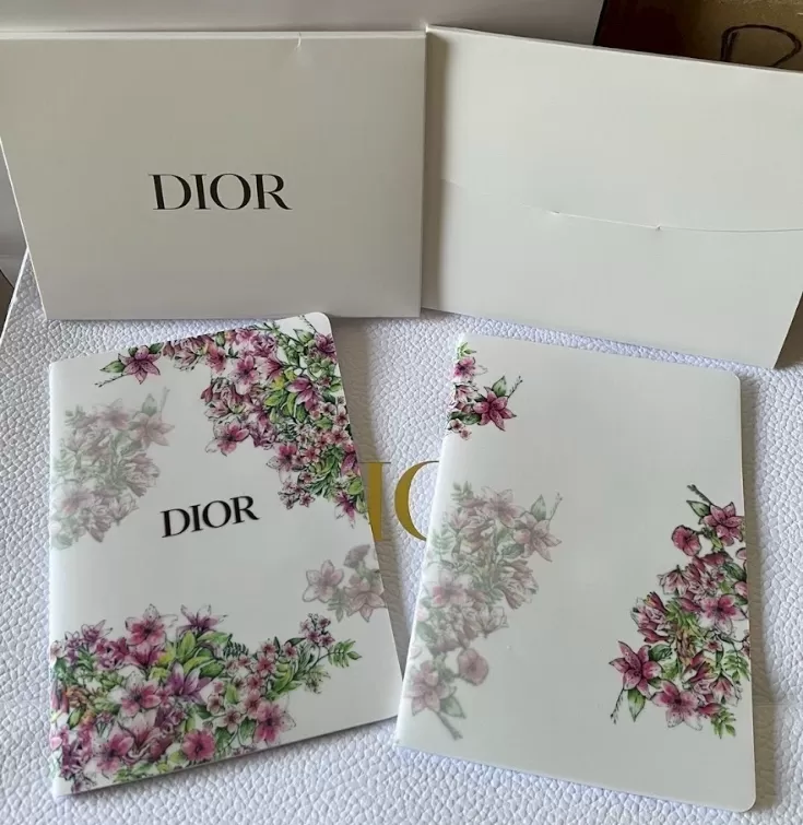 MISS DIOR 限量愛精美筆記本