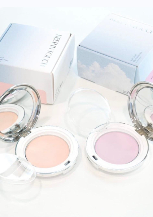 柔霧雲朵定妝粉餅 12g,U60650004,柔霧雲朵定妝粉餅12g,修飾泛紅,輕盈柔霧,所有商品