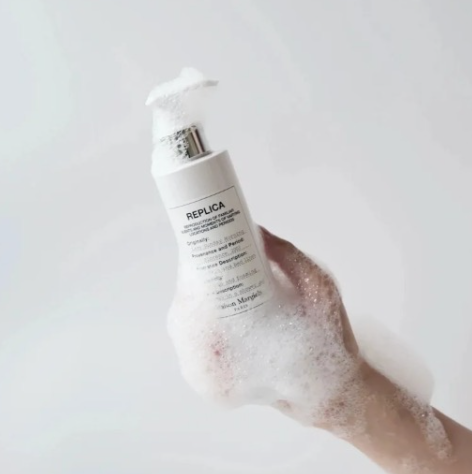 Maison Margiela REPLICA 溫暖壁爐沐浴露#溫暖壁爐 ByTheFireplace 200ml,U60750003,MaisonMargielaREPLICA溫暖壁爐沐浴露#溫暖壁爐ByTheFireplace200ml,溫和清潔,所有商品,美妝保養專區