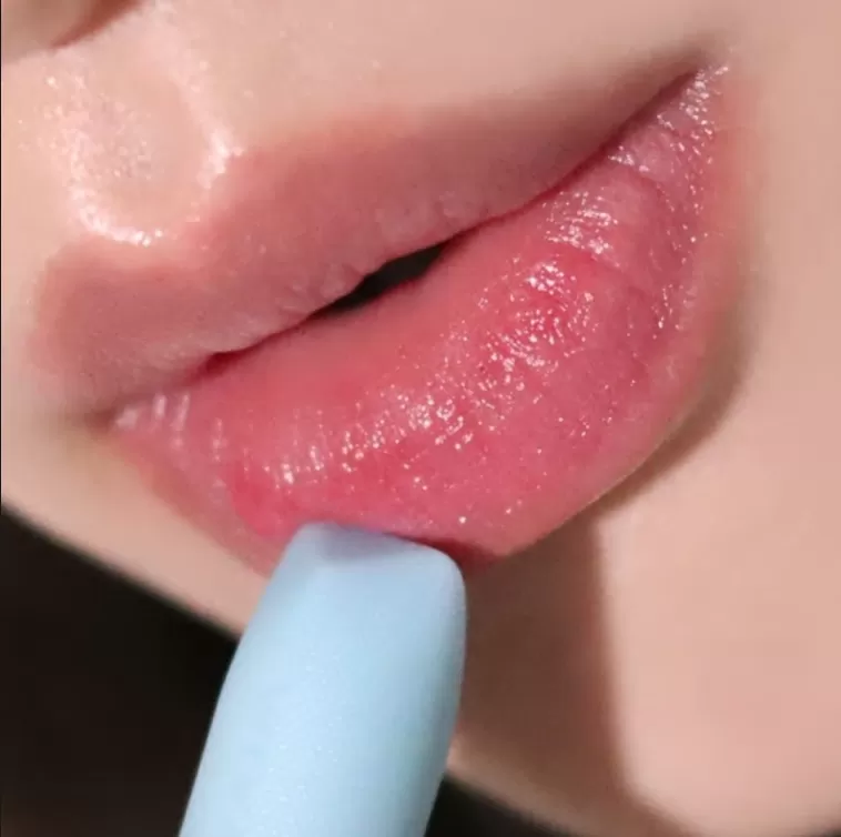 PRADA 普拉達 經典潤唇膏 3.8g #U001 莫測藍