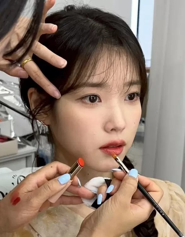 ESTEE LAUDER 雅詩蘭黛 水啵啵琉璃潤唇膏3g 正裝公司貨