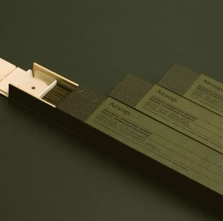 AESOP 頂級療癒線香（紫記／更級）,U53500009,AESOP頂級療癒線香（紫記／更級）,煙體細緻,舒緩緊繃感,所有商品