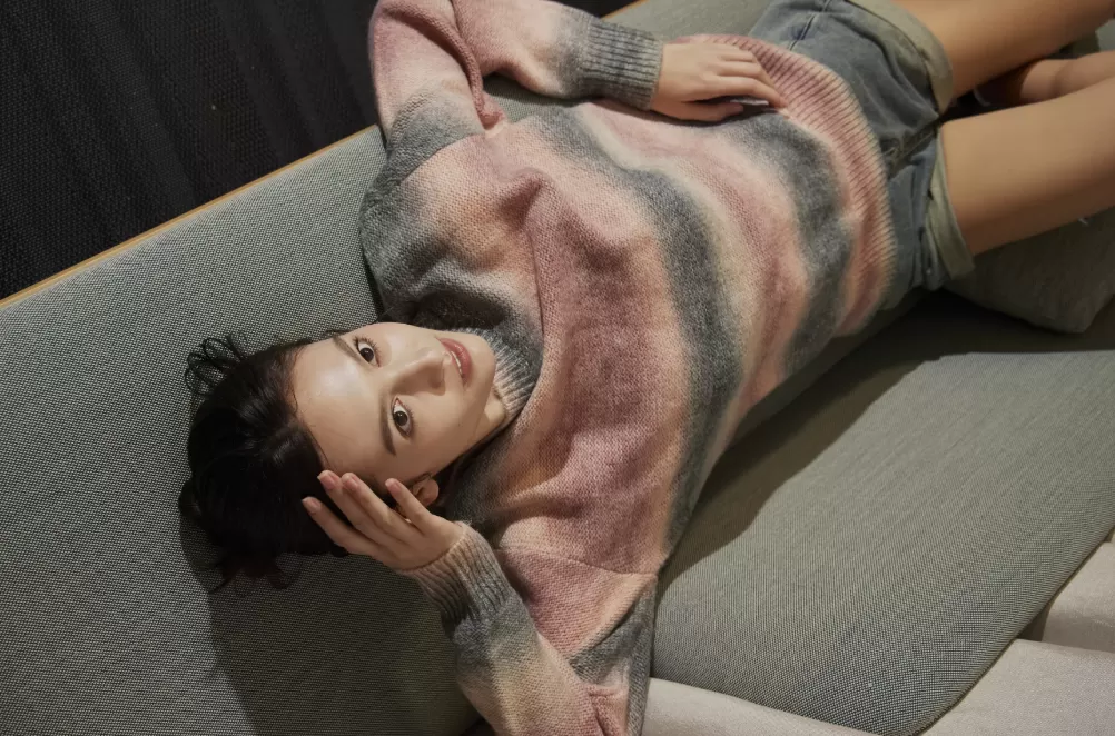 【907X】漸變色條紋圓領毛衣