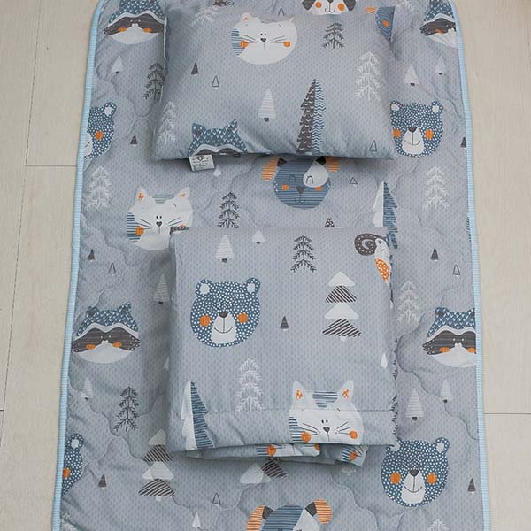 萊塞爾天絲兒童睡墊三件組-捧花熊